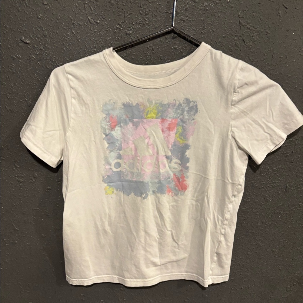 Adidas Cream Short Sleeve Tee with Graphic Design